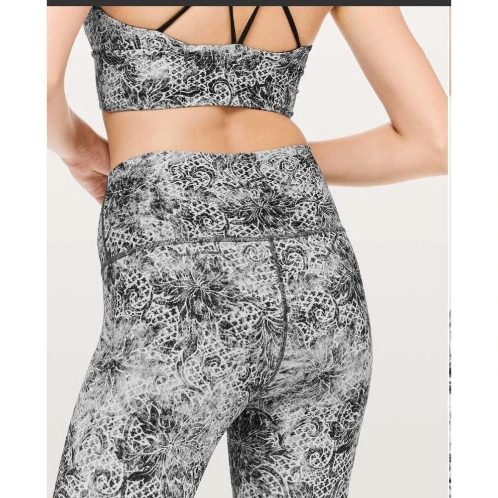 Lululemon Wunder Under Crop 21